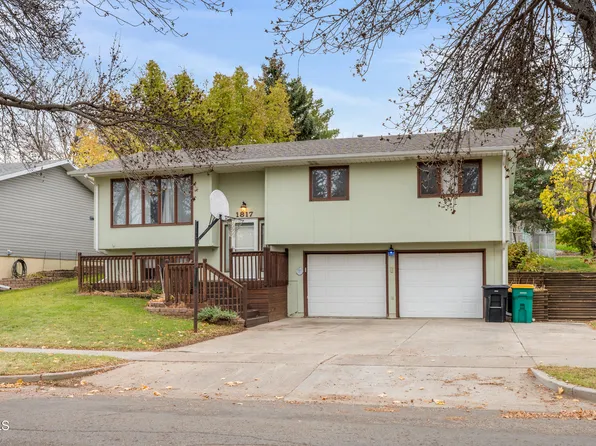1817 Kennedy Ave, Bismarck, ND 58501