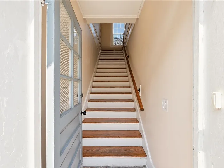 417 E Drayton St — Photo 14