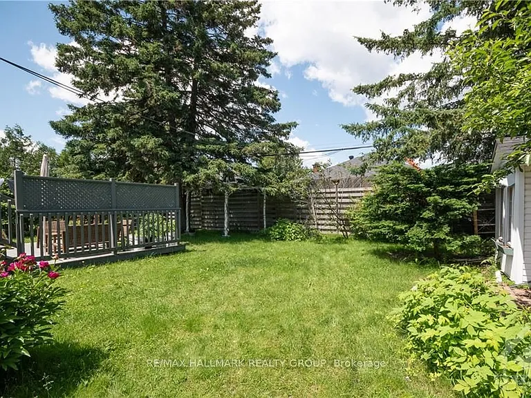 13 Donna St #B — Photo 28
