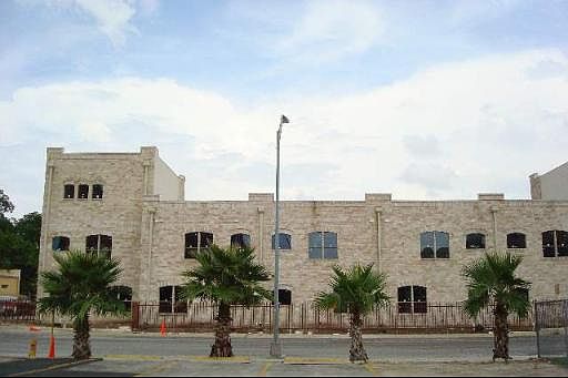 5th image of 1202 S FLORES #103
