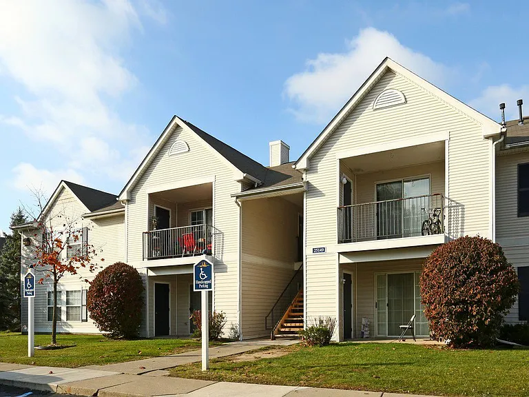 Marsh Creek Village — Photo 4