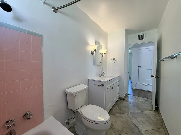 1514 W Rovey Ave — Photo 18