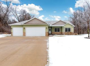 721 10th Avenue Ct, Hampton, IL 61256