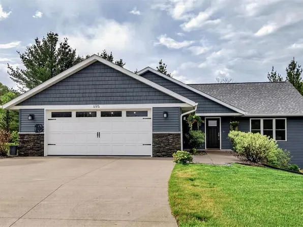 695 Autumn Drive, Altoona, WI 54720