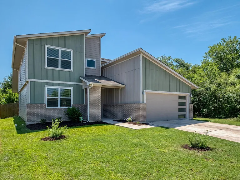 7501 Smallwood Dr — Photo 31