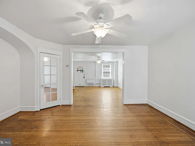 3323 Tilden St — Photo 15