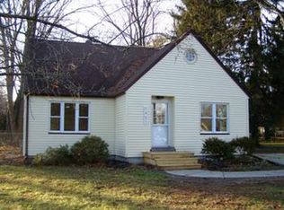 1451 Hemmeter Rd, Saginaw, MI 48638