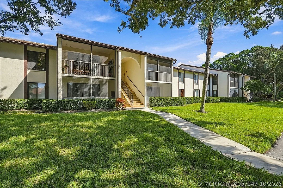 2 bed, 2.0 bath, 1111 sqft, $1,850 — Photo 2