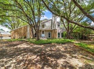 2719 Creek Wood Ct, Carrollton, TX 75006