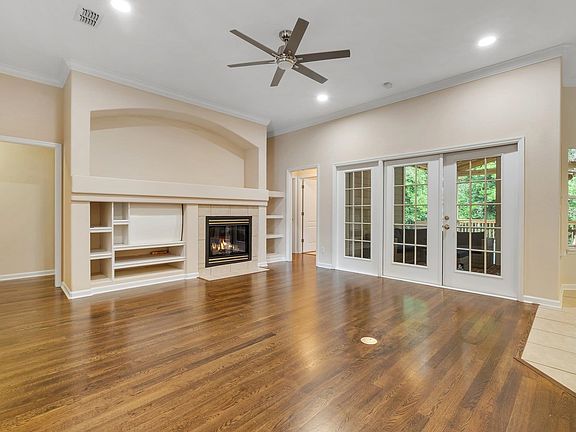 5th image of 713 Eagle View Cir