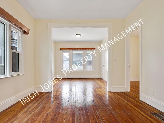 5th image of 1266 E Ferry St APT 1