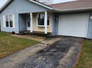 5166 Hutchison Dr, South Beloit, IL 61080