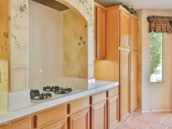 4th image of 1225 Laurel Fig Dr