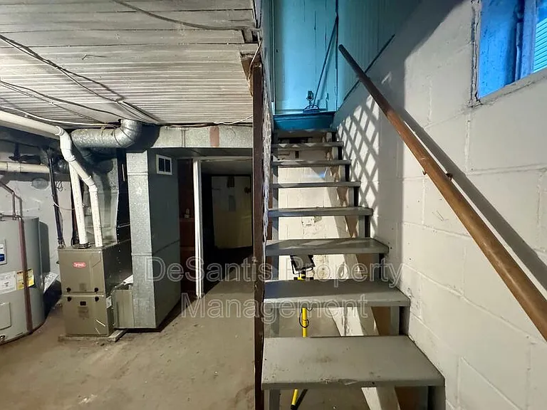 474 Spang Ave — Photo 30