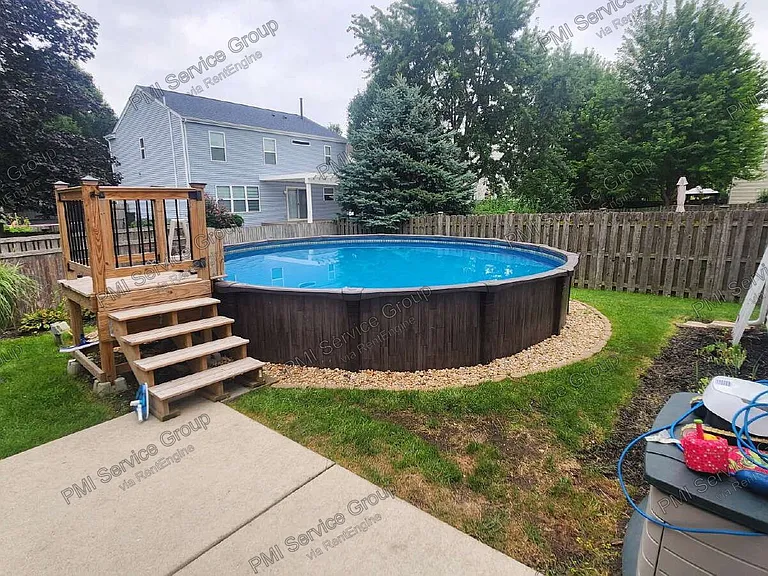 1523 Schumacher Dr — Photo 15
