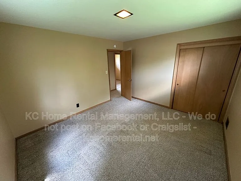 6103 N Garfield Ave — Photo 25