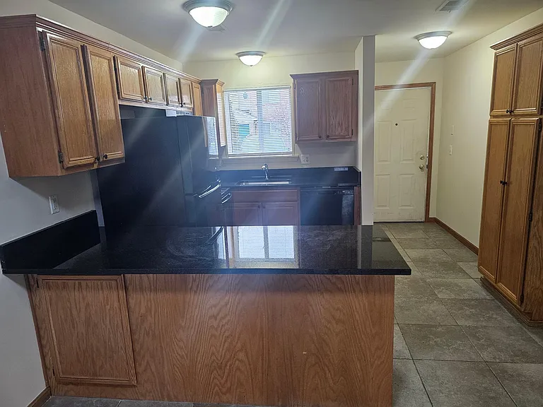 30340 Wedgewood Cir — Photo 2
