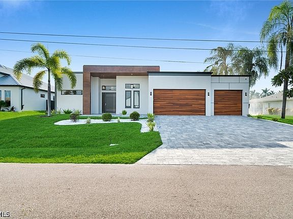 5th image of 3410 SE 17th Place Cpe
