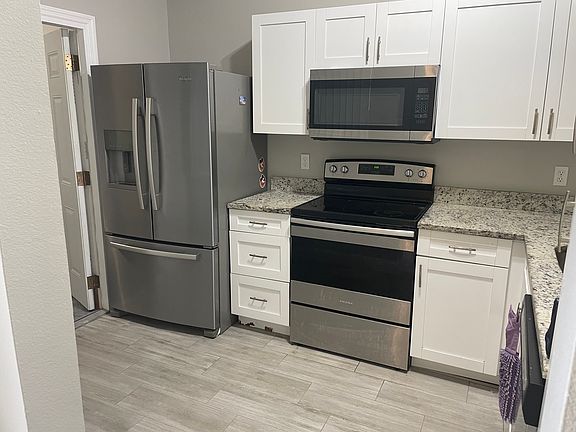 3rd image of 351 Ixora Dr