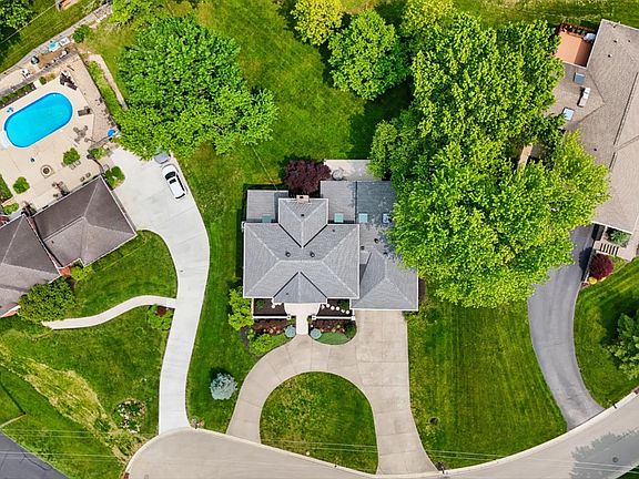 2nd image of 2165 Cablecar Ct