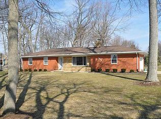 1435 W Evanston Rd, Tipp City, OH 45371