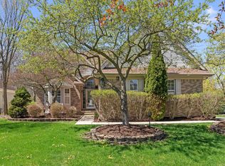 485 Cherry Grove Ln, Commerce Township, MI 48390