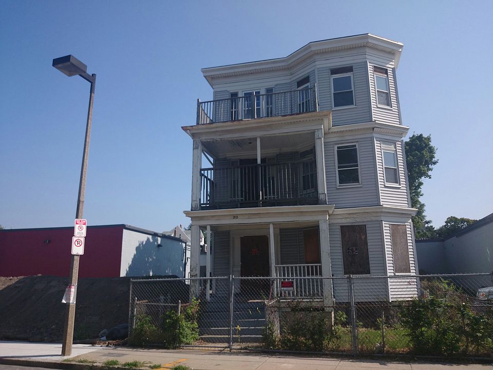 1st image of 212 Quincy St