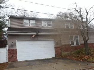 6 Laurel Ave, Berlin, NJ 08009