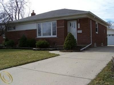 1st image of 501 N Leona Ave