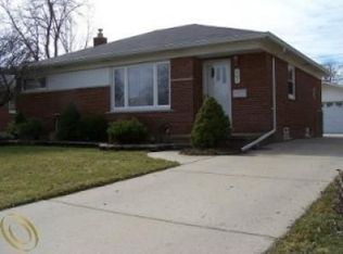 501 N Leona Ave, Garden City, MI 48135