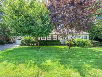 15 Cleveland Avenue, Glen Head, NY, 11545