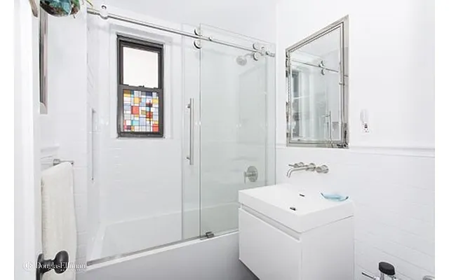 Sold by Douglas Elliman | media 17