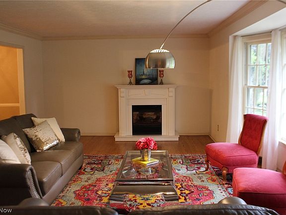 3rd image of 109 Clairhaven Dr