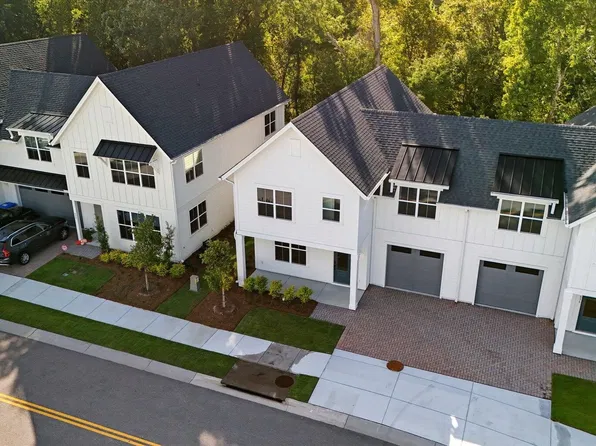 532 Hayes Park Blvd, Johns Island, SC 29455