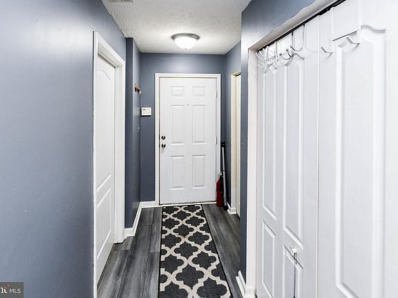 4th image of 8951 Town Center Cir #3-103
