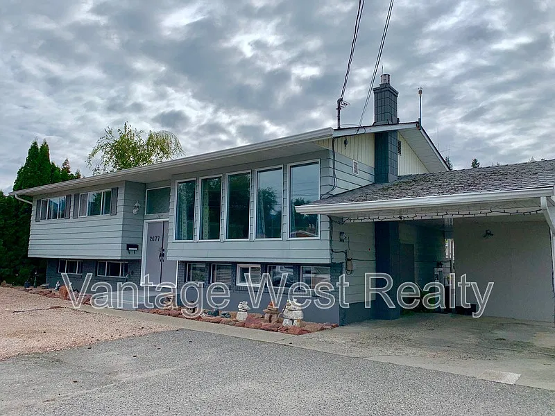 3 bed, 1.0 bath, $2,400 — Photo 1