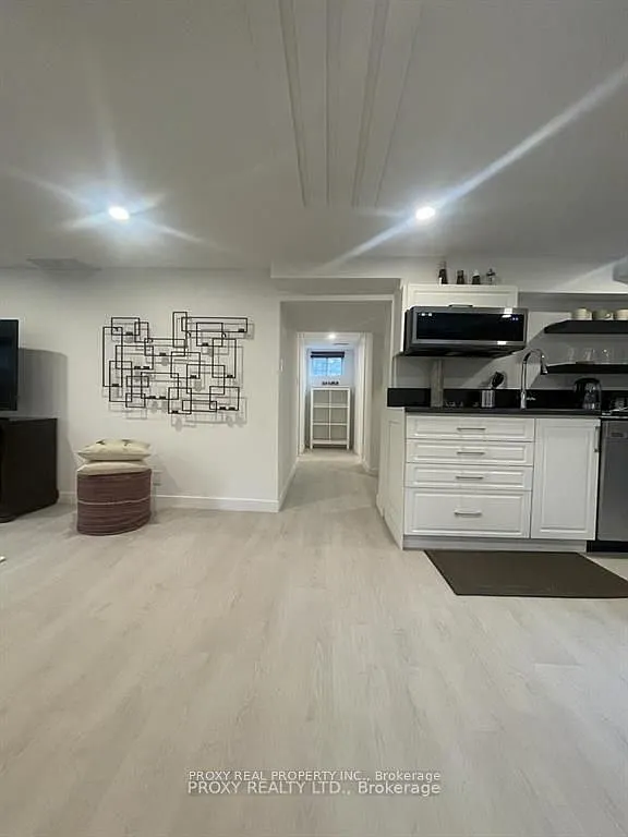 2 bed, $1,975 — Photo 3