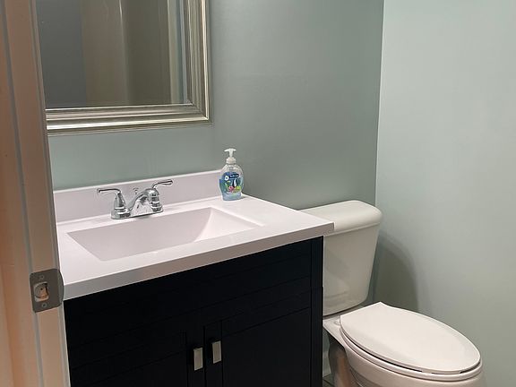 4th image of 4286 Eagle Crest Dr
