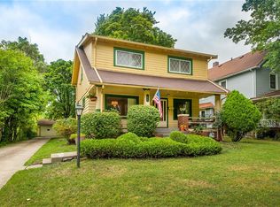 3403 E Scarborough Rd, Cleveland Heights, OH 44118
