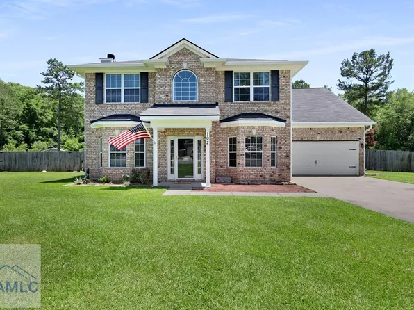 102 Arbor Cir NE, Ludowici, GA 31316