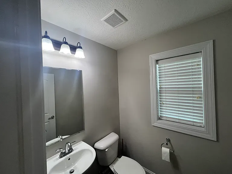 8043 Oak Meadow Dr — Photo 25