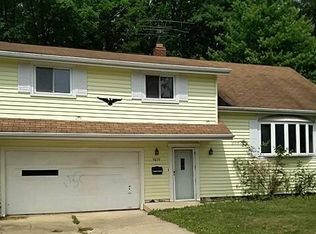 9079 Gettysburg Dr, Twinsburg, OH 44087