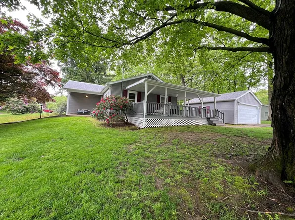 504 Gurney Rd, Franklin, PA 16323