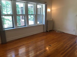 50 Lincoln Ave #2, Riverside, IL 60546