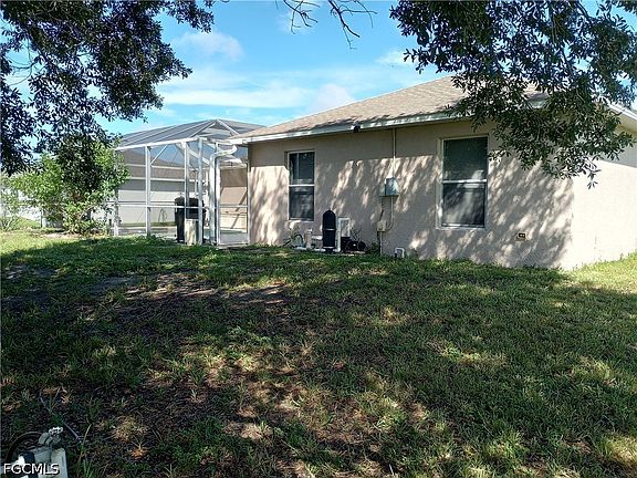 5th image of 2122 NW 14th Ln