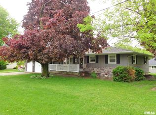 702 E Monroe St, Metamora, IL 61548