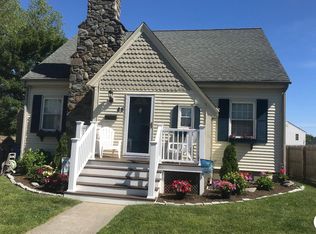 (Undisclosed Address), Middletown, RI 02842