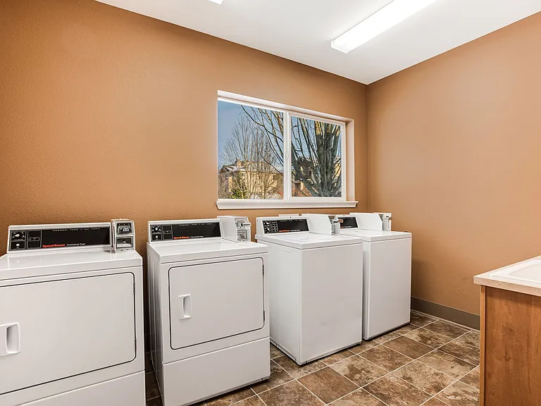 Hawk's Point Apartments — Photo 14