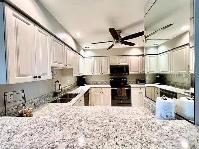 2060 Matecumbe Key Rd #2102 — Photo 13