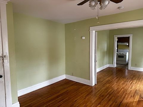 5th image of 402 College Ave Unit W